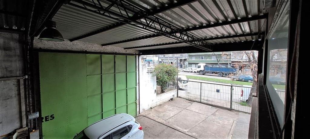 Venta Galpòn con Renta Depòsito Nave Industrial Cerrito 96