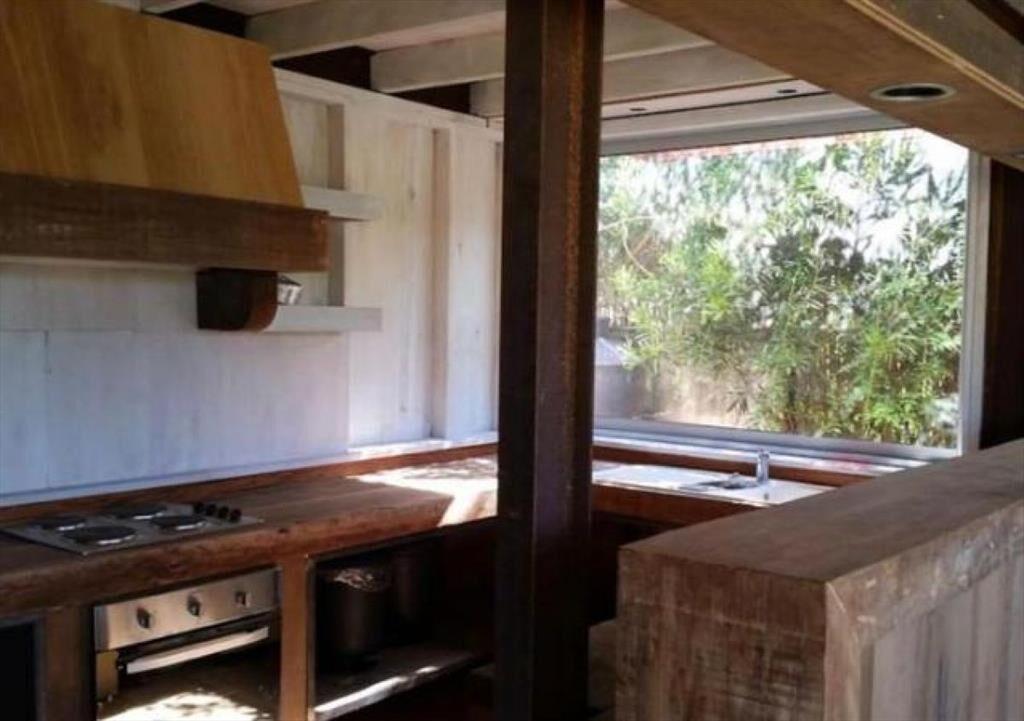 CASA EN VENTA DE 4 DORMITORIOS EN LA BARRA