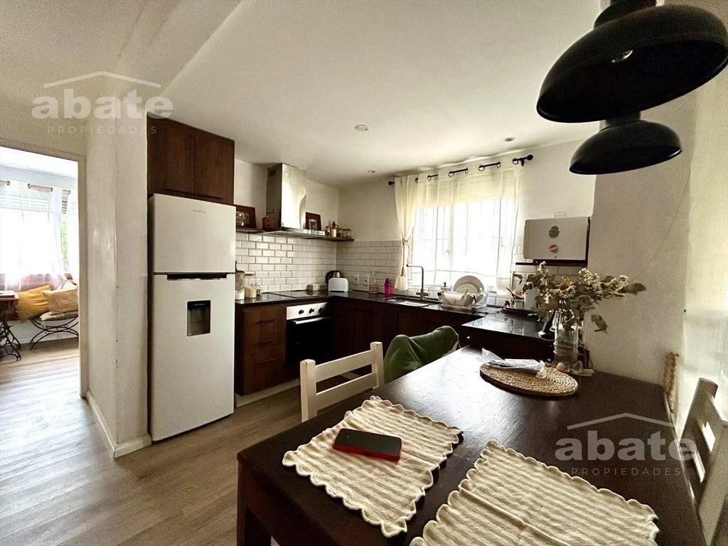 Venta apartamento de 2 dormitorios totalmente renovado en B