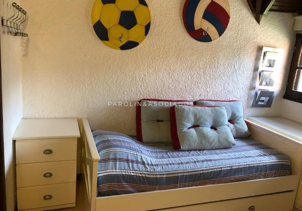 Casa de 4 dormitorios en venta en Lugano, Punta