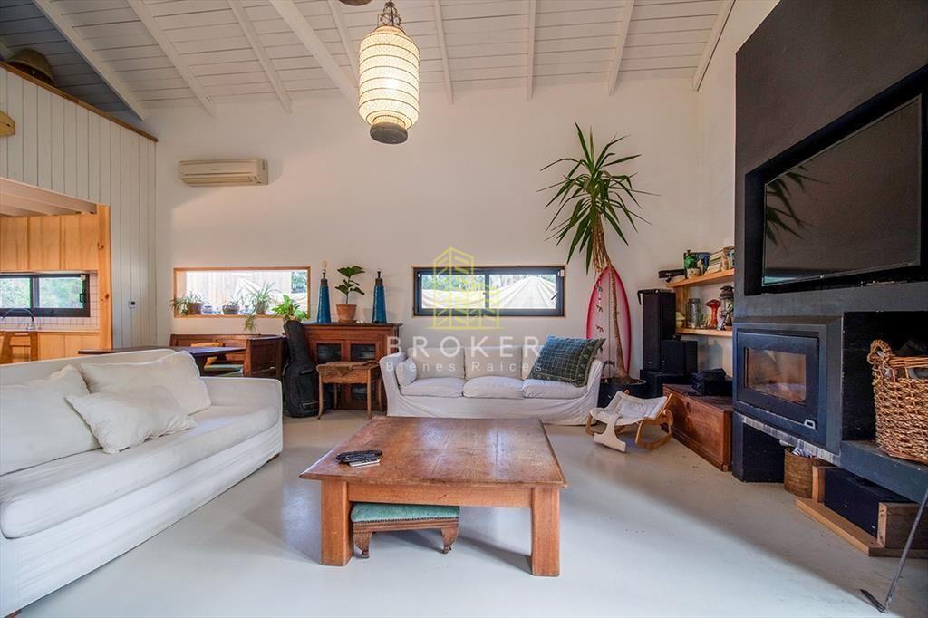 Venta y alquiler de casa de 3 dormitorios en del