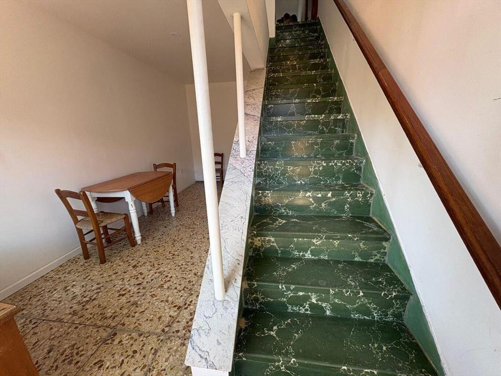 VENTA CASA POCITOS 2 DORM - SERVICIO - 2 BAÑOS - AZOTEA C/
