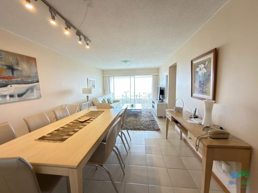 En venta apartamento 2 dormitorios vista al mar