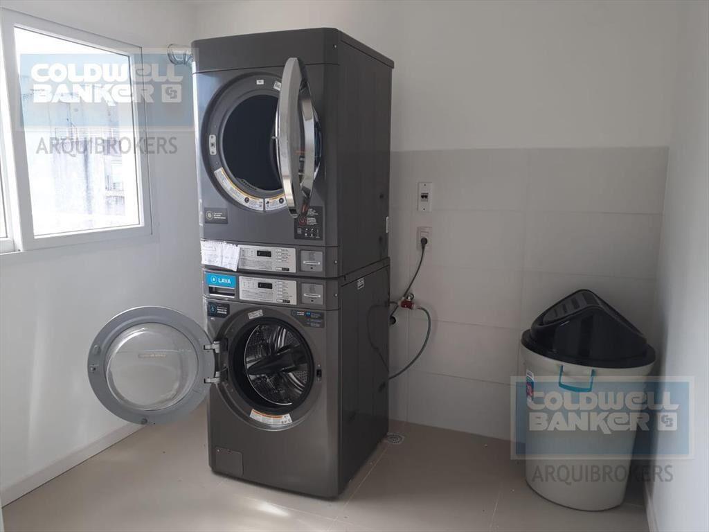Apartamento de 2 dormitorios en venta en Centro con renta