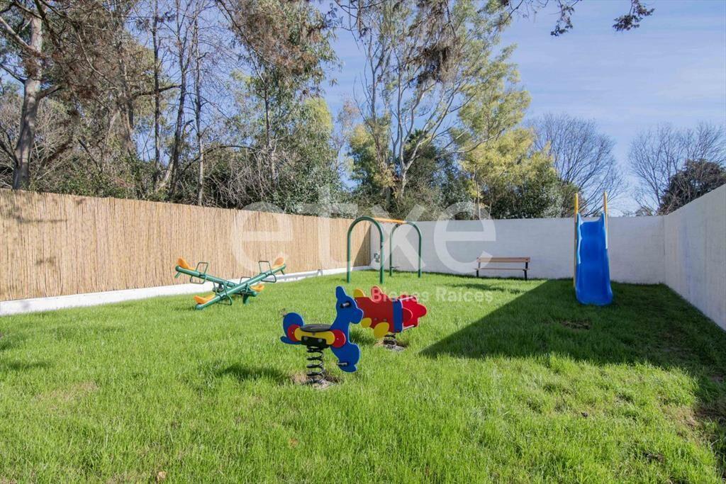 Venta de Casa con jardín grande en Solymar Gardens ...