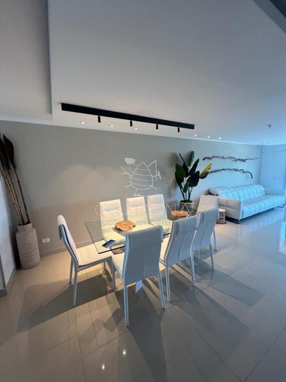Apartamento a 100 metros del mar, primeras Playa