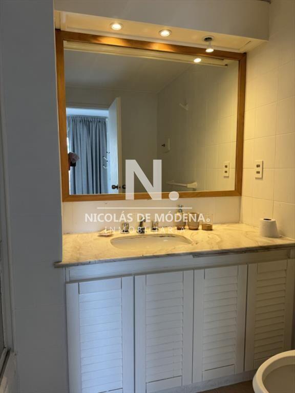 Apartamento en venta con vista directa al mar