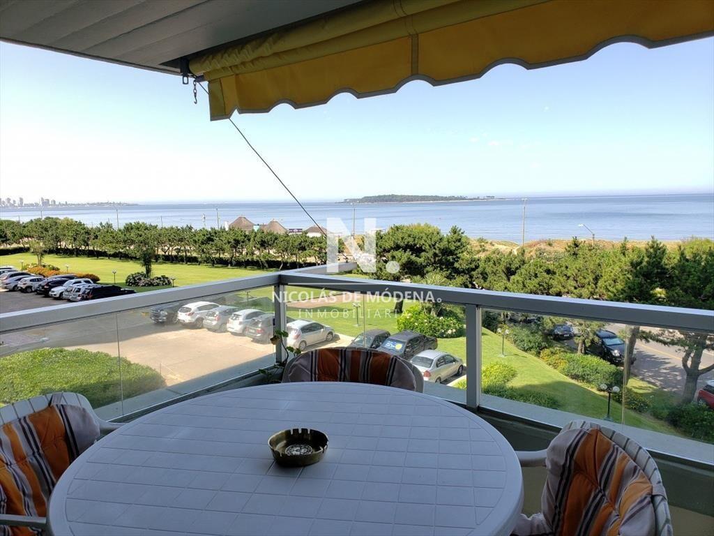 Apartamento en Venta de 3 dormitorios en Primera
