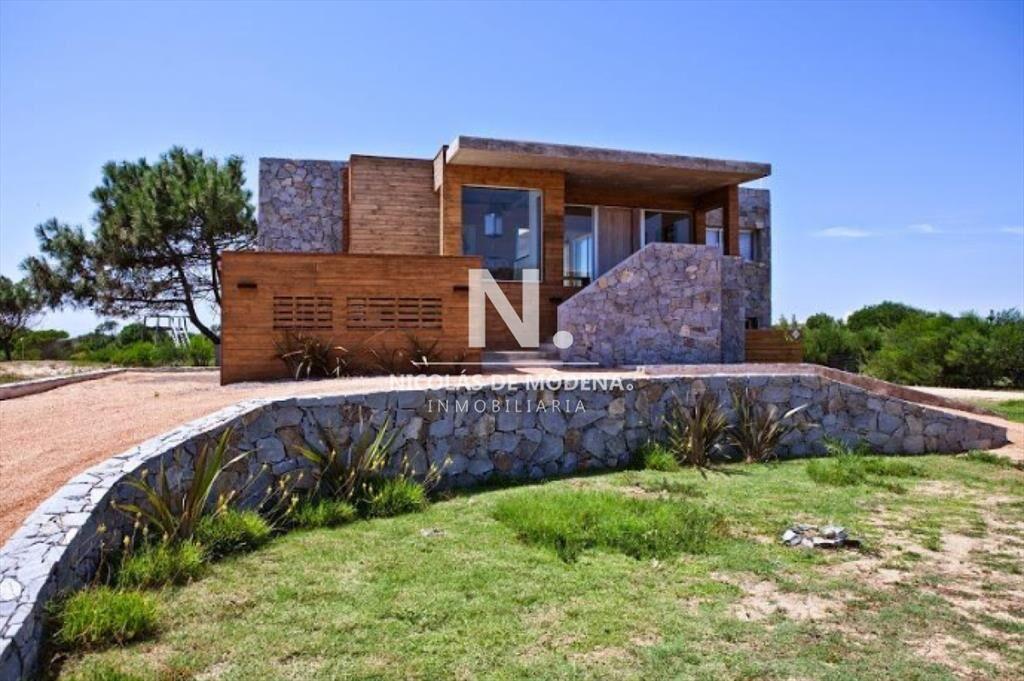 Casa en Village del Faro de 5 dormitorios en