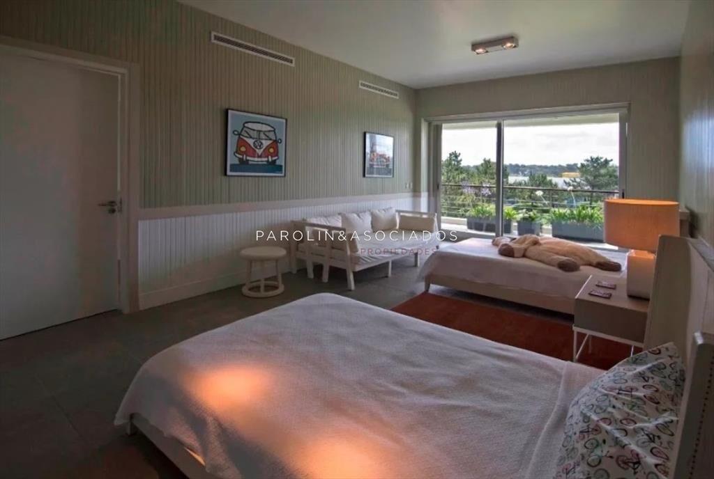 Apartamento en venta de 5 dormitorios en Grey del
