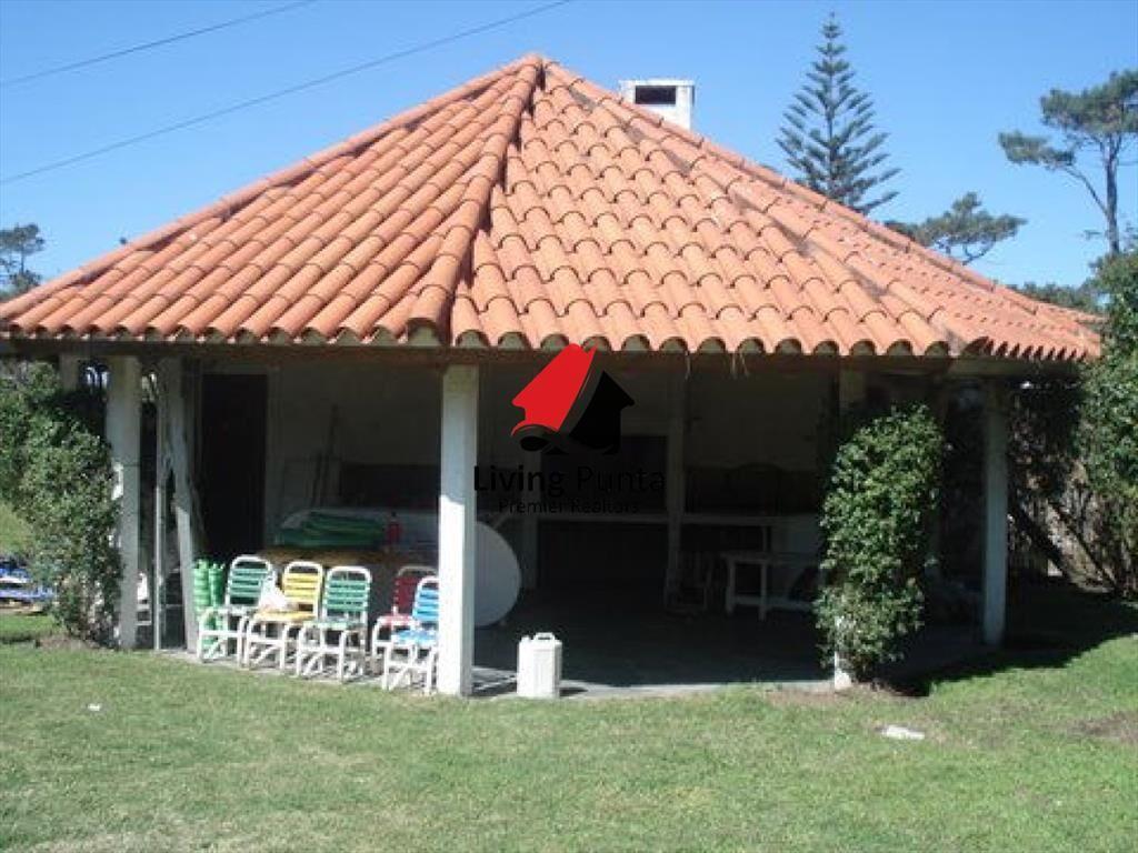 Casa en Mansa, 4 dormitorios *