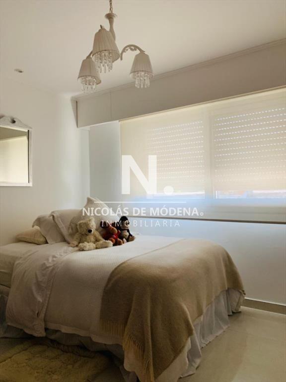 Apartamento en primera linea, 5 dormitorios en