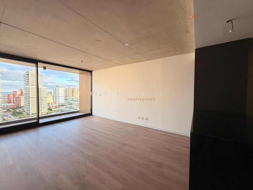 En venta apartamento de 2 dormitorios, con vista