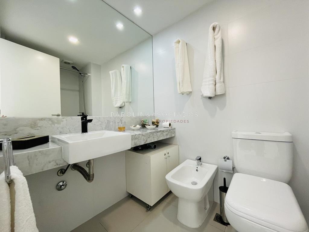 Apartamento en venta en Playa Mansa Punta del