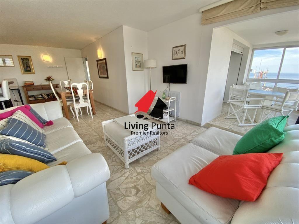 VENTA DE APARTAMENTO DE DORMITORIOS EN PENINSULA PUNTA DEL