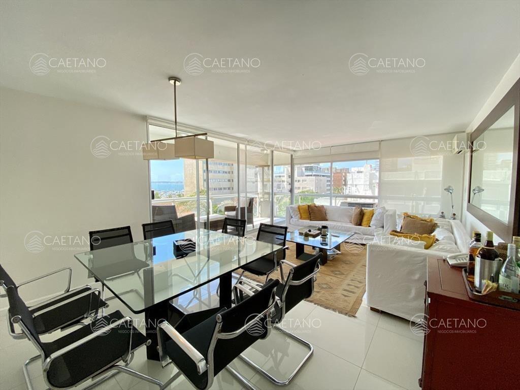Venta apartamento 3 dormitorios. Peninsula, Punta