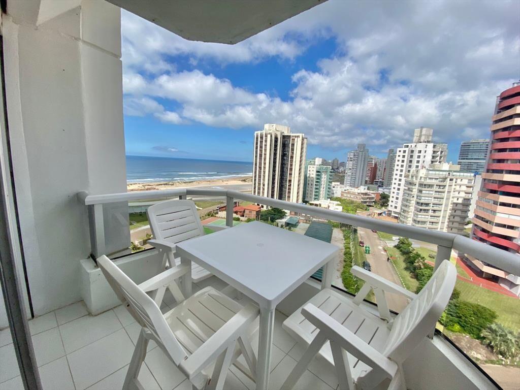 ALQUILER DE APARTAMENTO DE 2 DORMITORIOS EN TORRE MARINA