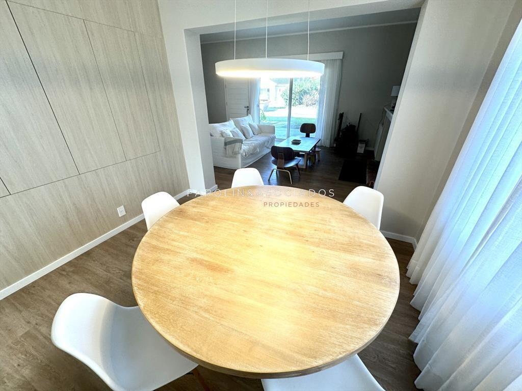 Vende espectacular casa en Mansa , Punta del Este