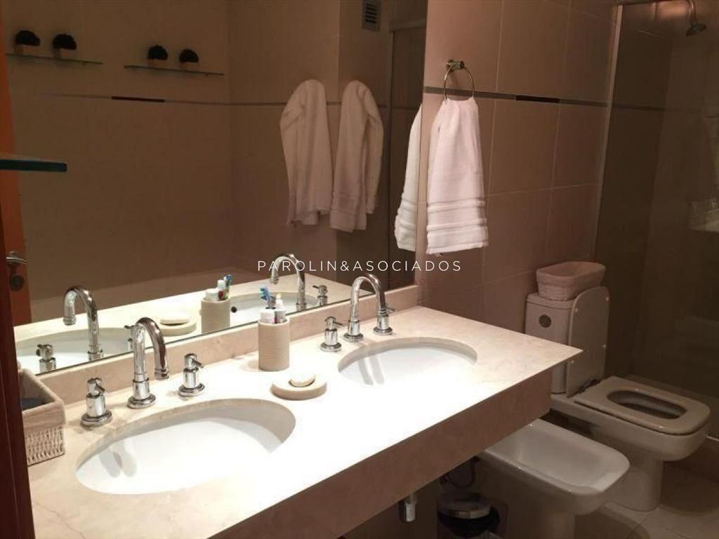 Apartamento en venta de 2 dormitorios en Season