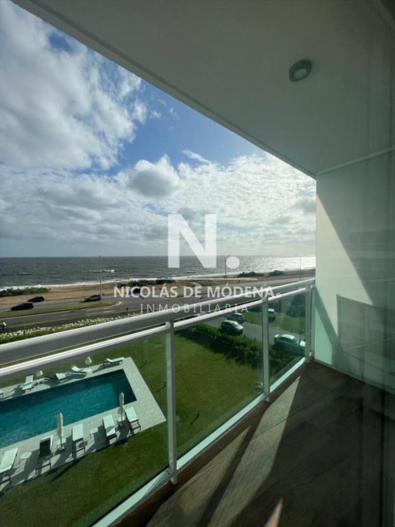 Departamento en alquiler en Edificio Cruceros , ,