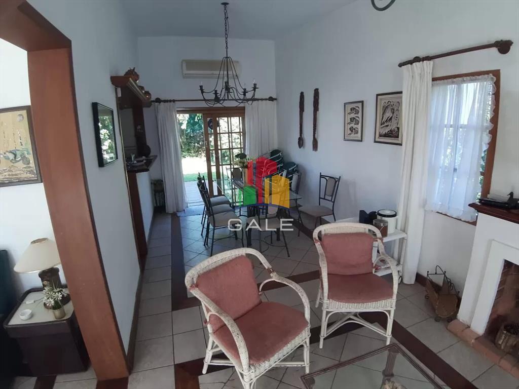 Hermosa casa en excelente zona