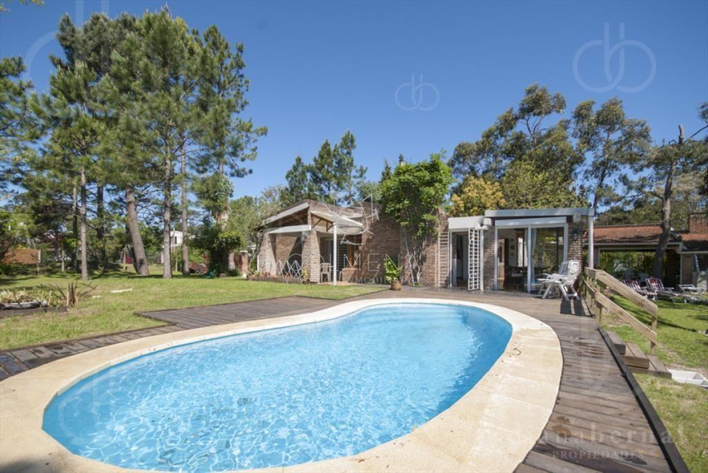Casa alquiler Pinares, Punta del Este, 4 dormitorios, pisci