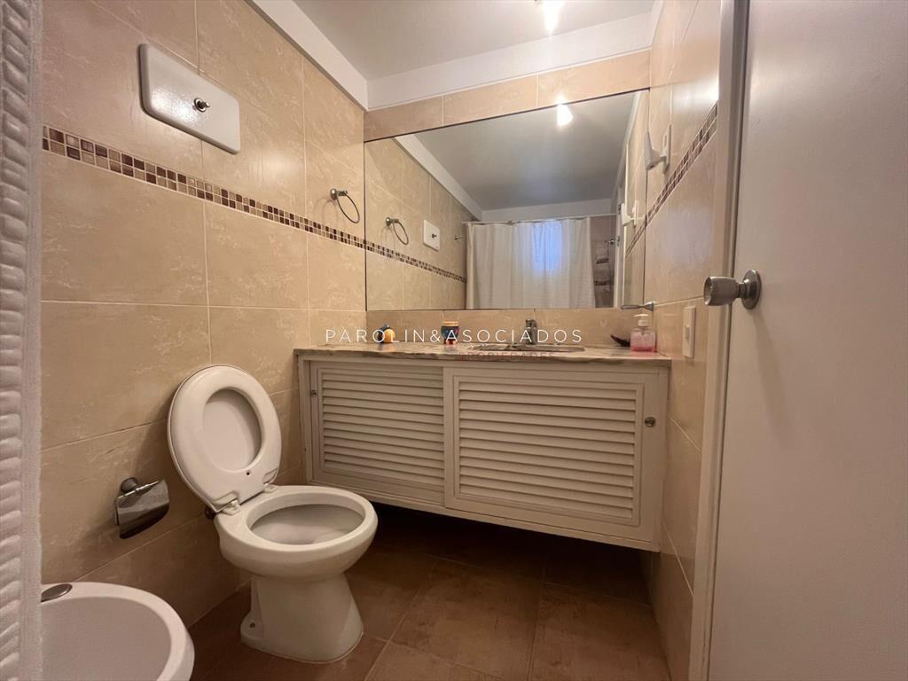 Apartamento en Venta, Peninsula, Punta del Este, 2 Dormitor