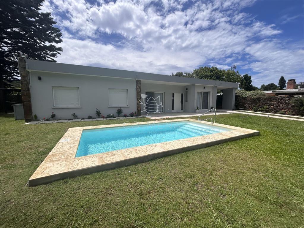 Solanas - Punta Ballena