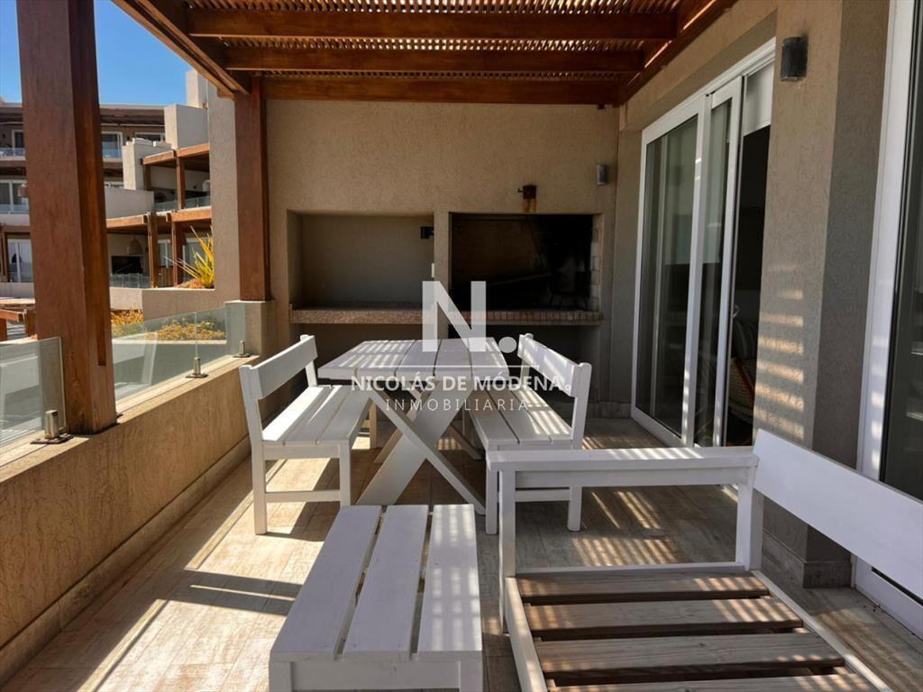 Espectacular Apartamento en La Barra frente a la