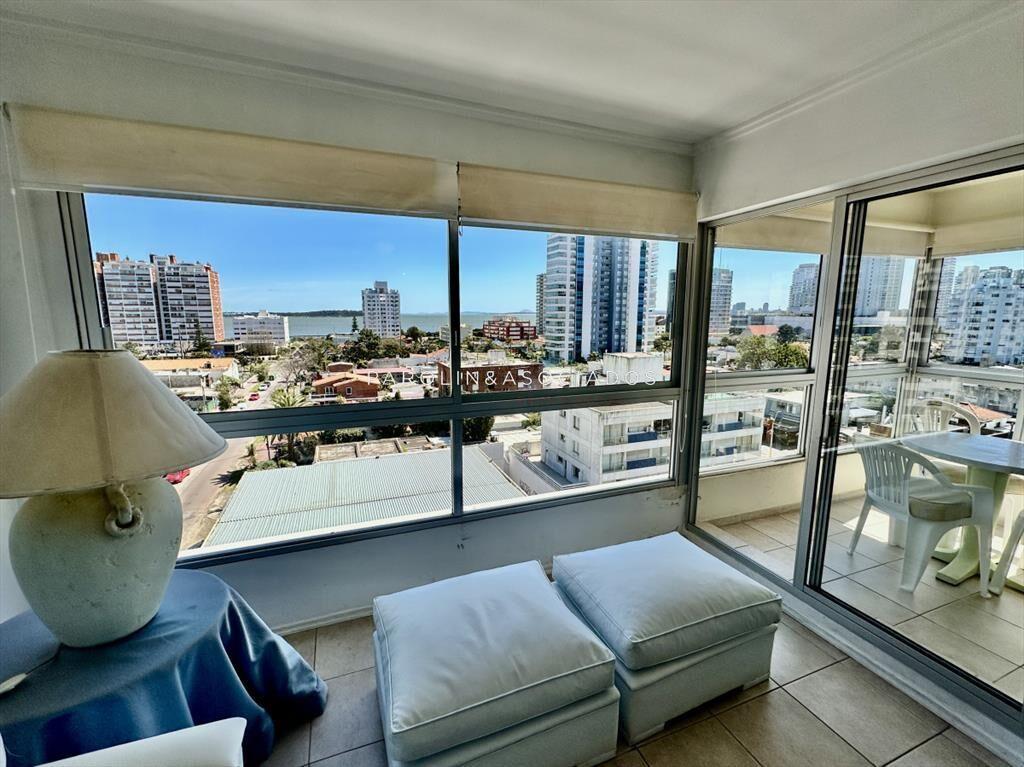 Departamento en Venta de 2 dormitorios en Torre