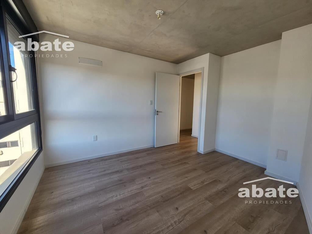 Venta apartamento 3 Dormitorios en Aguada 01 Libertador pis