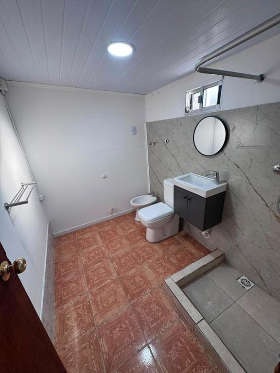 Alquiler Casa 1 dormitorio remodelada con patio en Maroñas