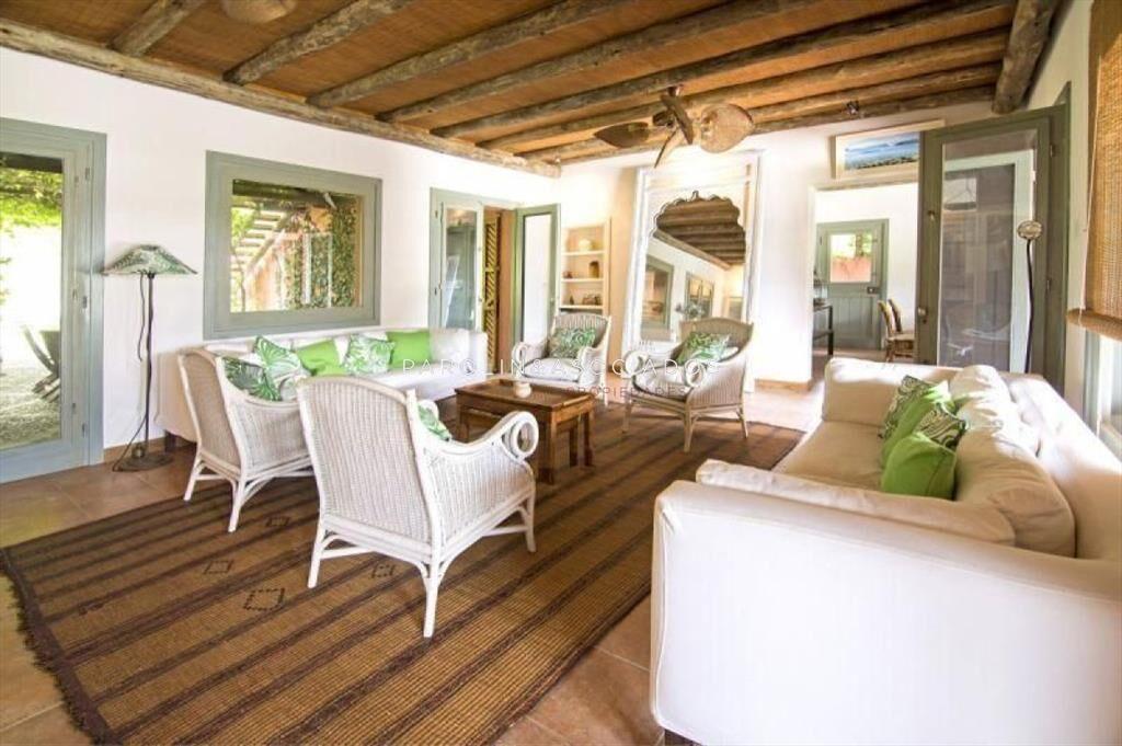 CASA DE 9 DORMITORIOS EN LA BARRA, PUNTA DEL
