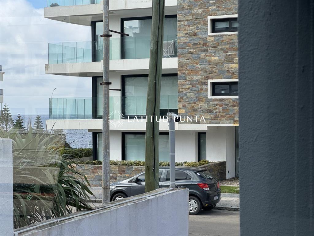 Apartamento en península con piscina propia, 3