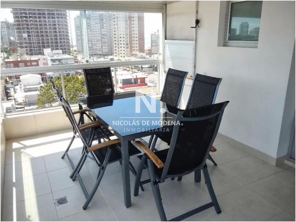 Venta Apartamento de 3 dormitorios en zona Mansa,