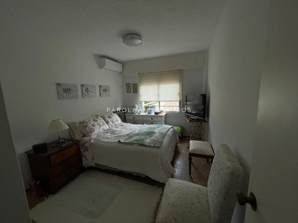 Apartamento de 1 dormitorio en venta en edificio