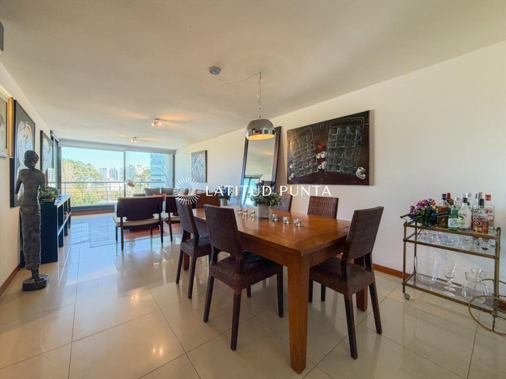 Apartamento en Roosevelt, 3 dormitorios