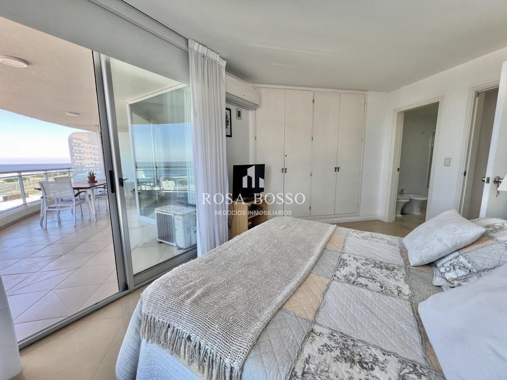 Venta Brava- Punta del Este; 4 dormitorios; 4 el