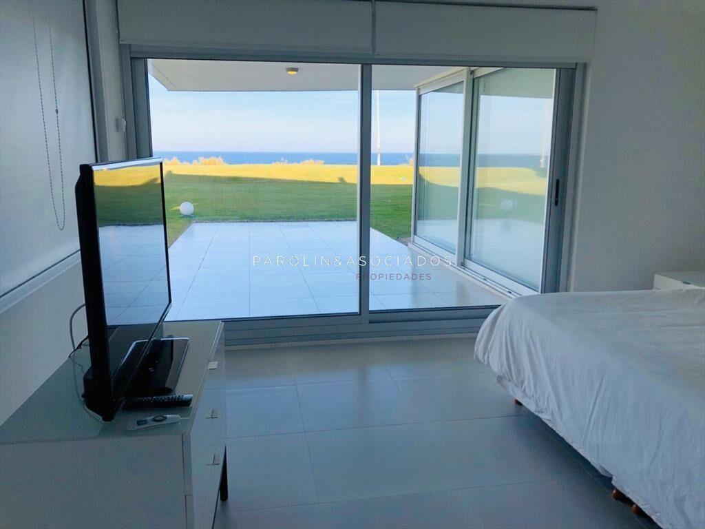 Apartamento en venta en edificio Lumiere, Punta