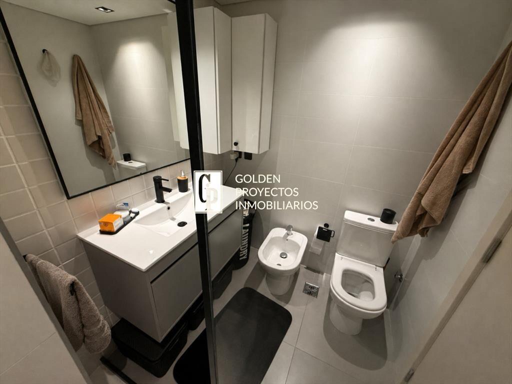 Apartamento en Venta Dos Dormitorios Doble Garage