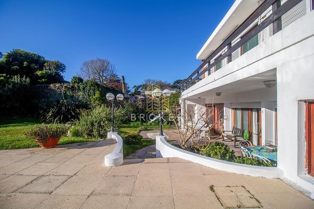 Venta de Casa 4 dormitorio con Piscina Playa .
