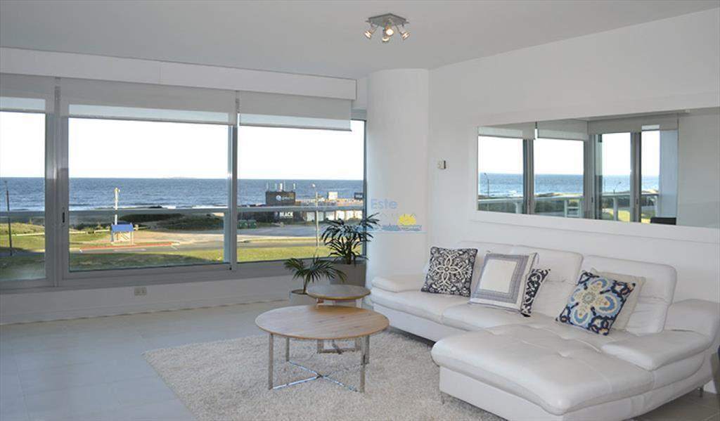 Apartamento de 2 Dormitorios en Torre Le Parc , ,