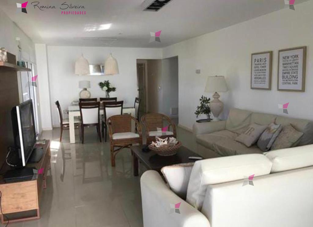 vernta 2 dormitorios en Aidy Grill Punta del Este