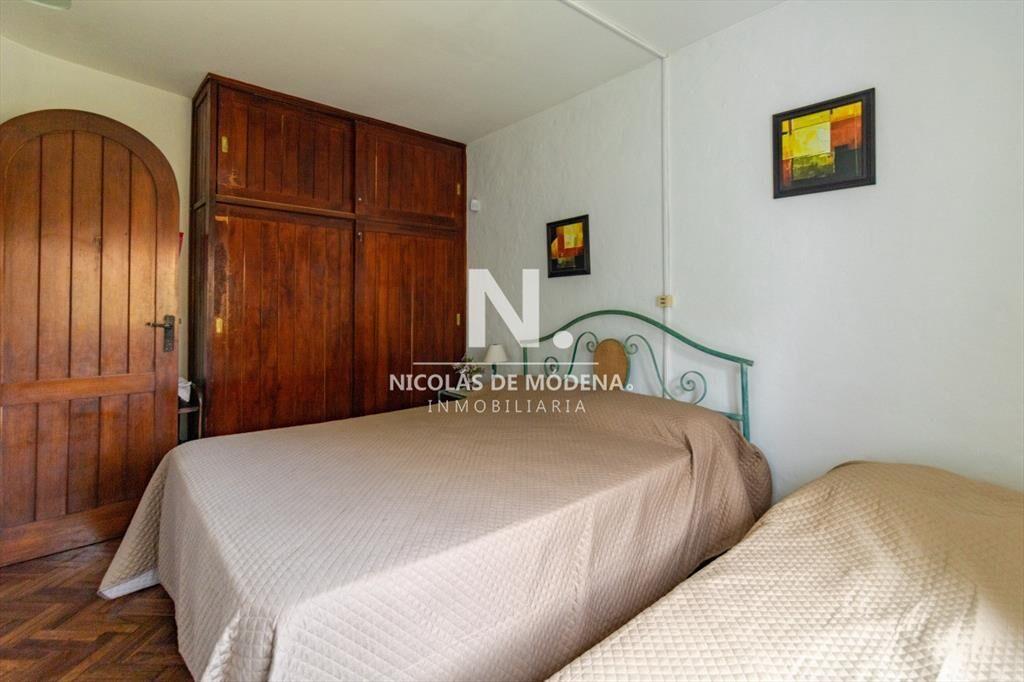 En venta casa de 3 habitaciones en Solanas, Punta