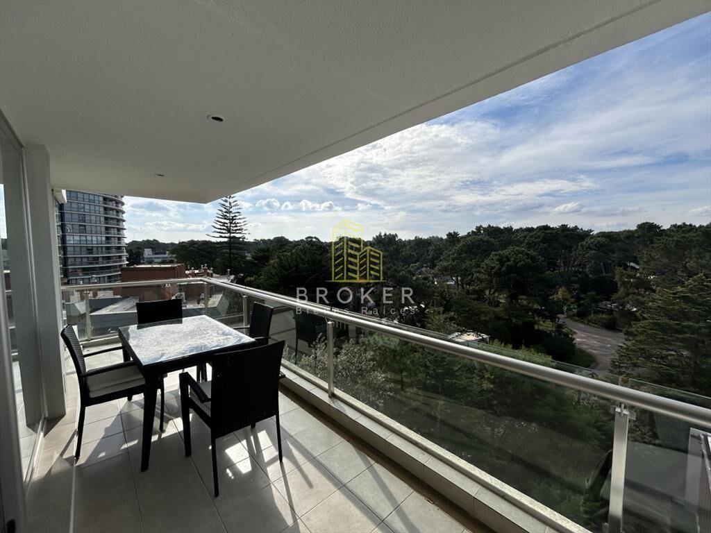 Venta de hermoso apartamento por roosevelt de dos