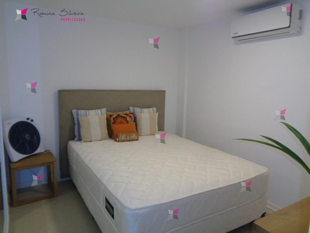 PENTHOUSE EN VENTA DE 4 DORMITORIOS EN MANSA PUNTA DEL ESTE