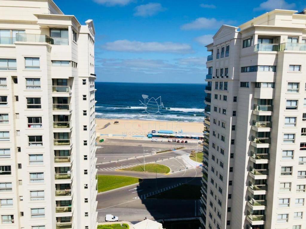 Apartamemto de 3 dor 3 baños mas toillete con en