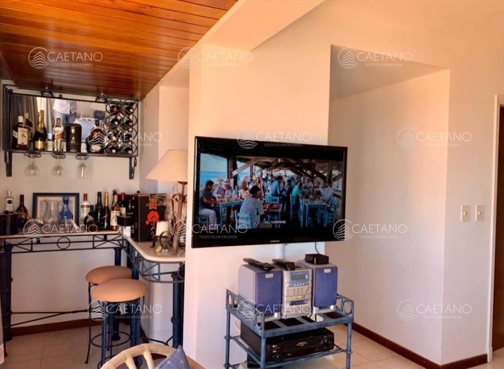 Departamento Frente al Mar, Playa Mansa en Venta