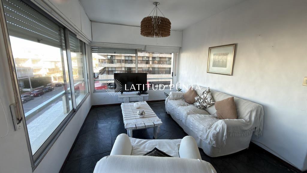 Apartamento 2 dormitorios. Península