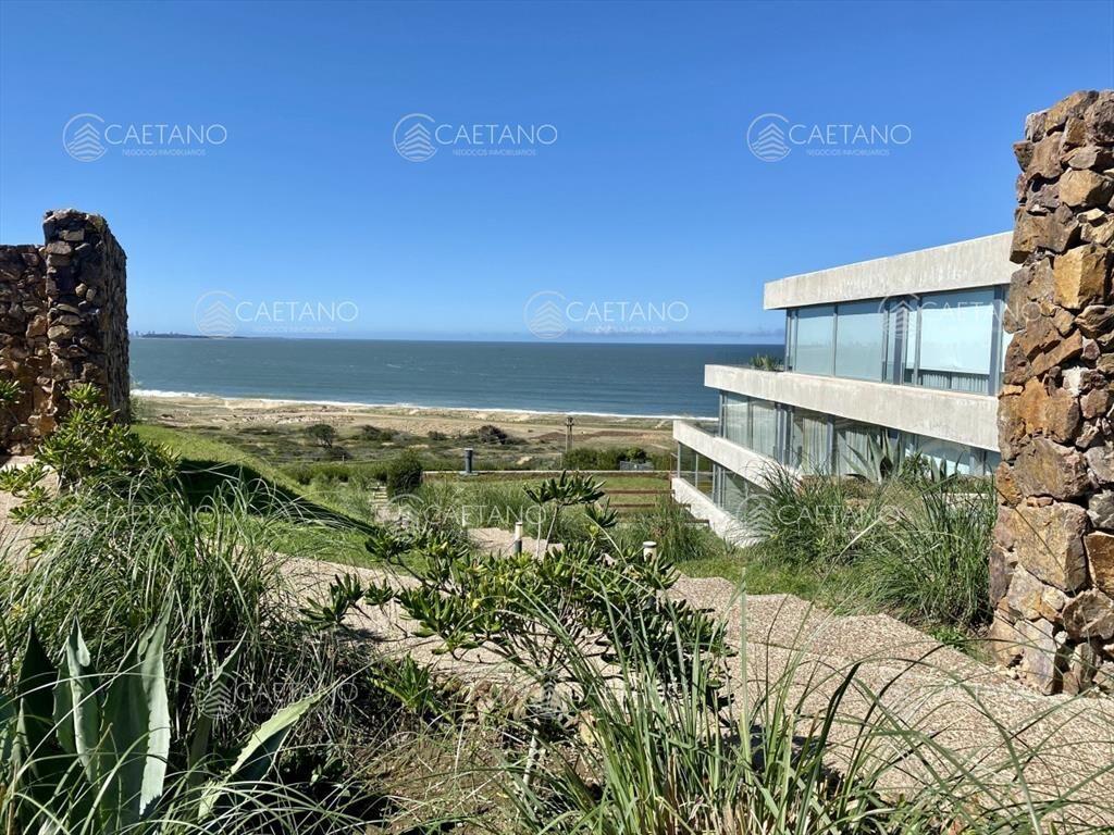 Apartamento en Venta en Punta Ballena